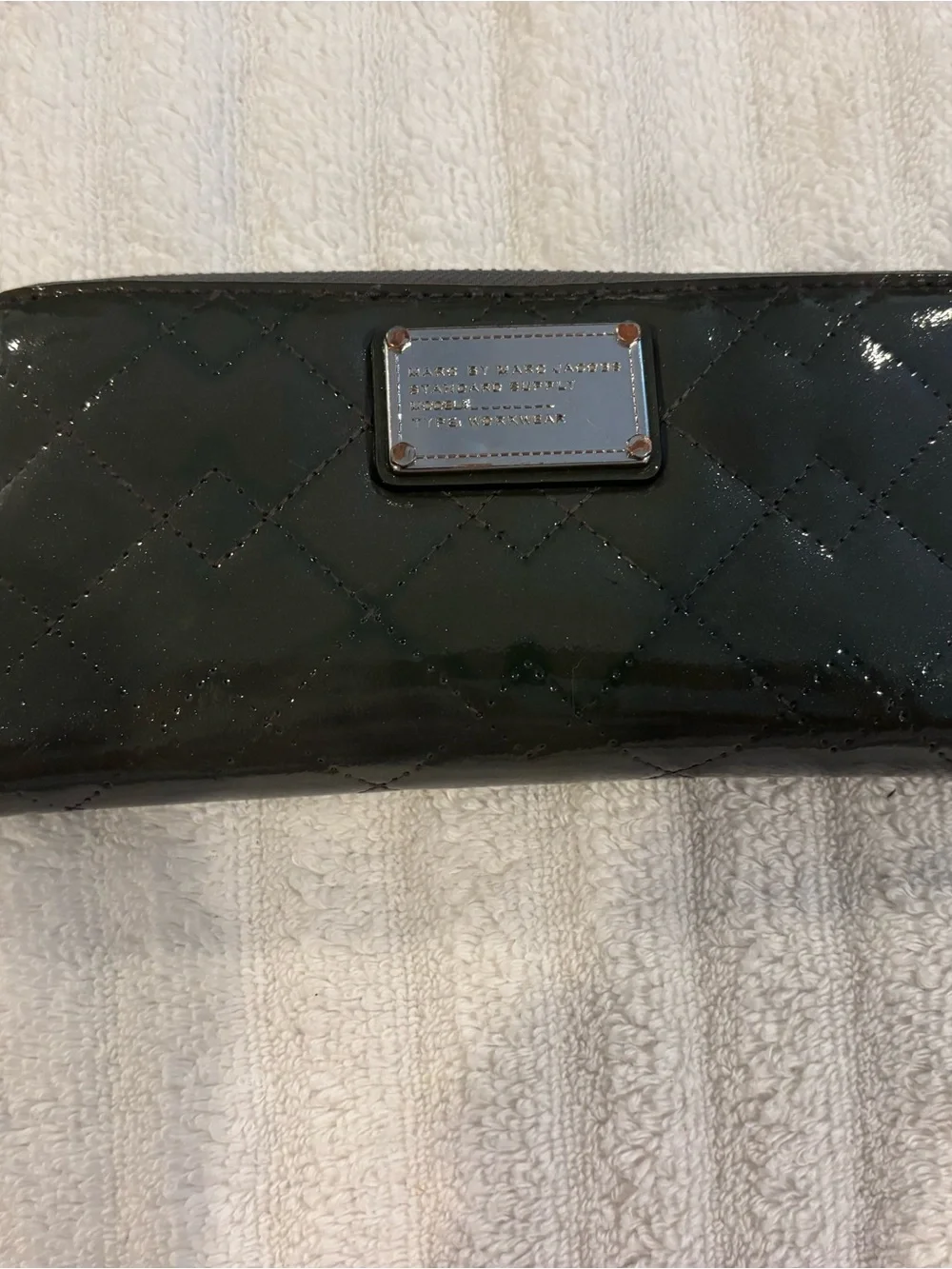 Vintage Marc By Marc Jacobs quilted patent leather continental zip-around wallet